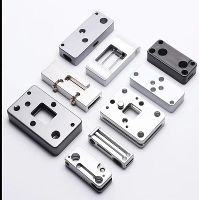บริการแปรรูป CNC ทองแดงความแม่นยําตามสั่ง บริการบดบดหมุนโลหะอลูมิเนียมสแตนเลสสแตนเลสโลหะ Cnc ส่วน